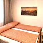 ホームステイ Deluxe With Garden Rapperswil-jona *